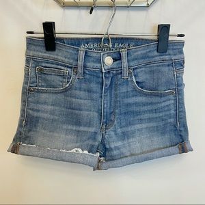 Stretchy High waist jean shorts